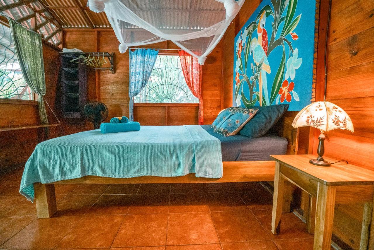 Casitas Las Flores Puerto Viejo de Talamanca Luaran gambar